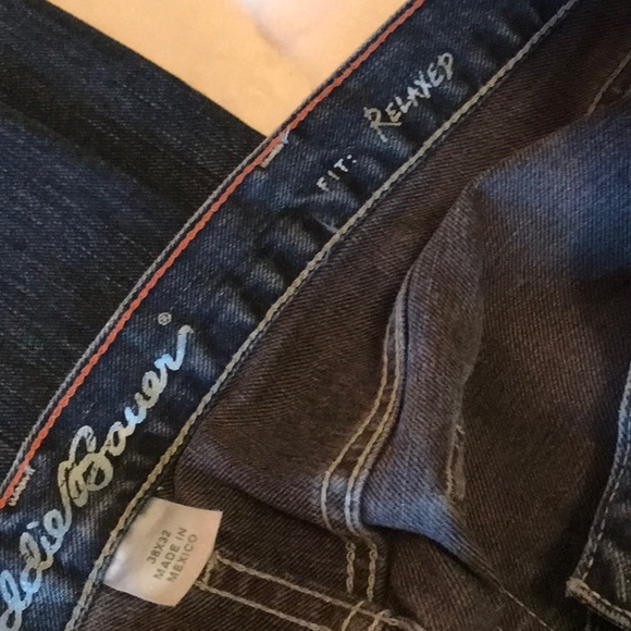 Eddie Bauer Relaxed Fit Jeans. 36/32. - Picture 2 of 2